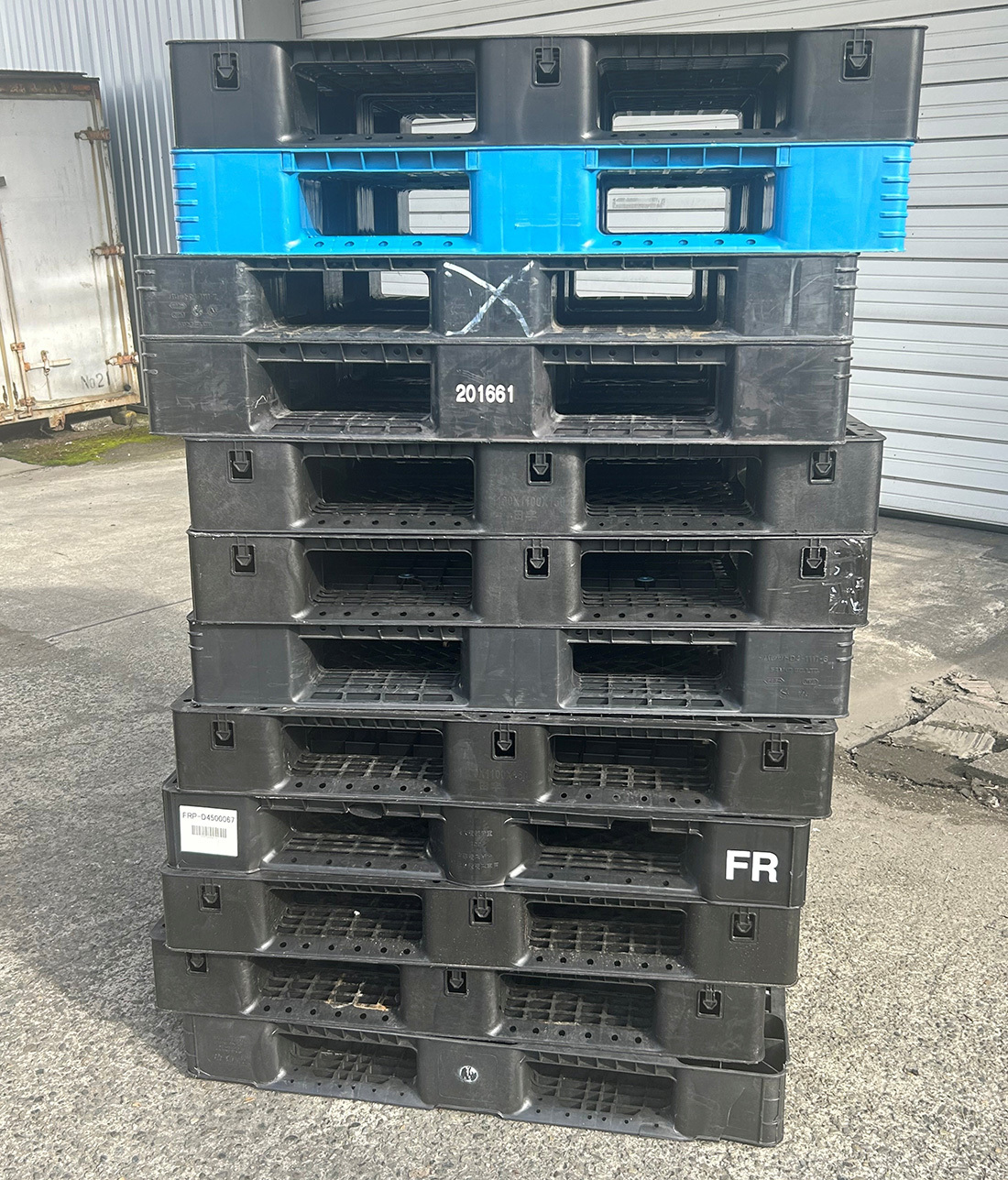 SNP物流　中古プラスチックパレット