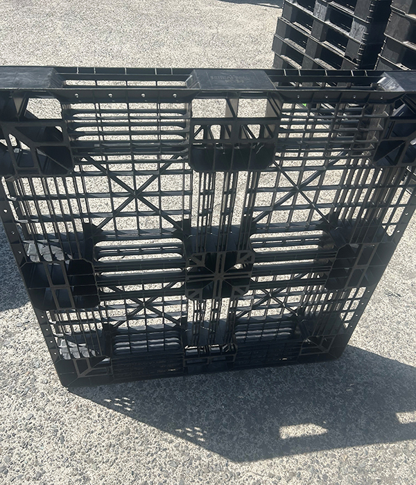 SNP物流　中古プラスチックパレット