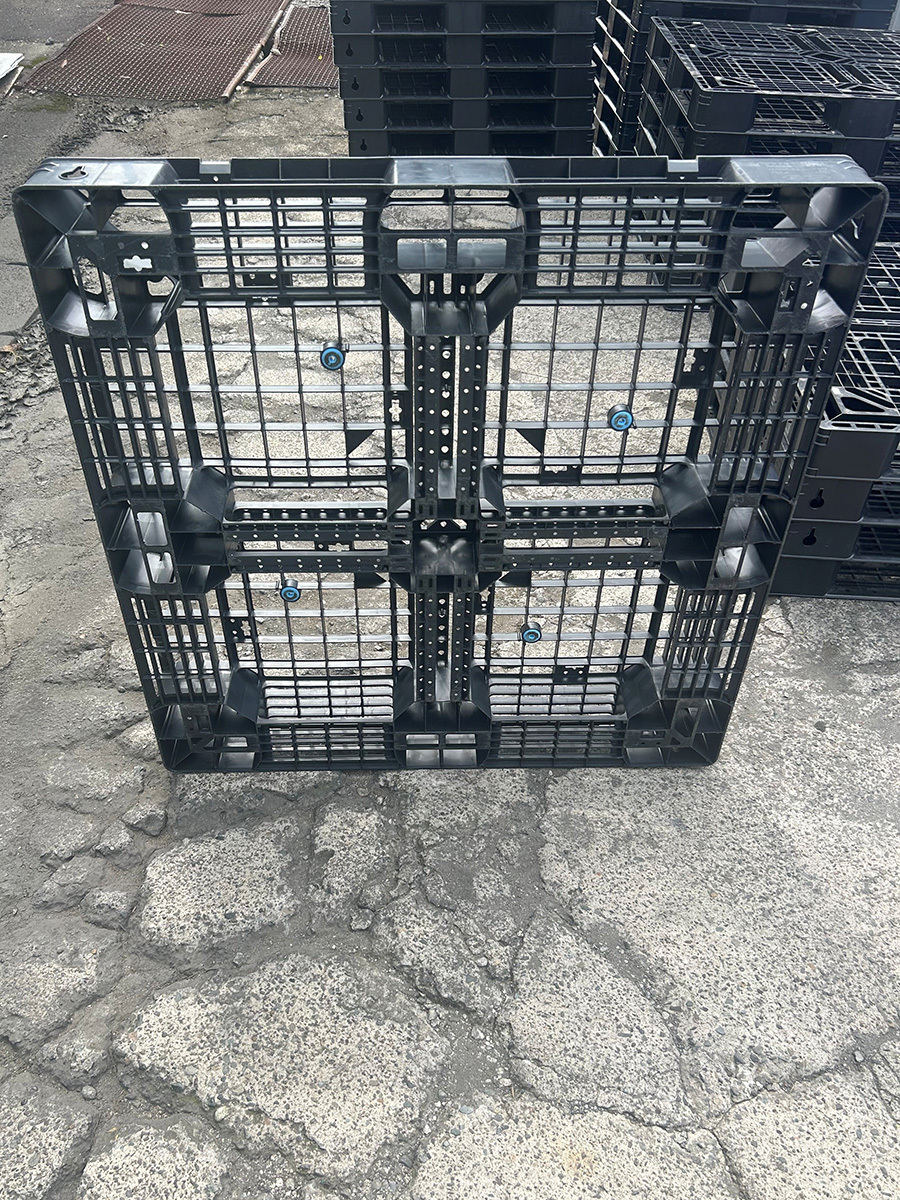 SNP物流　中古プラスチックパレット