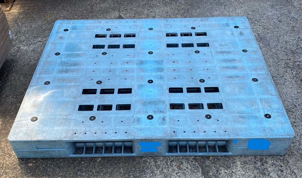 SNP物流　中古プラスチックパレット